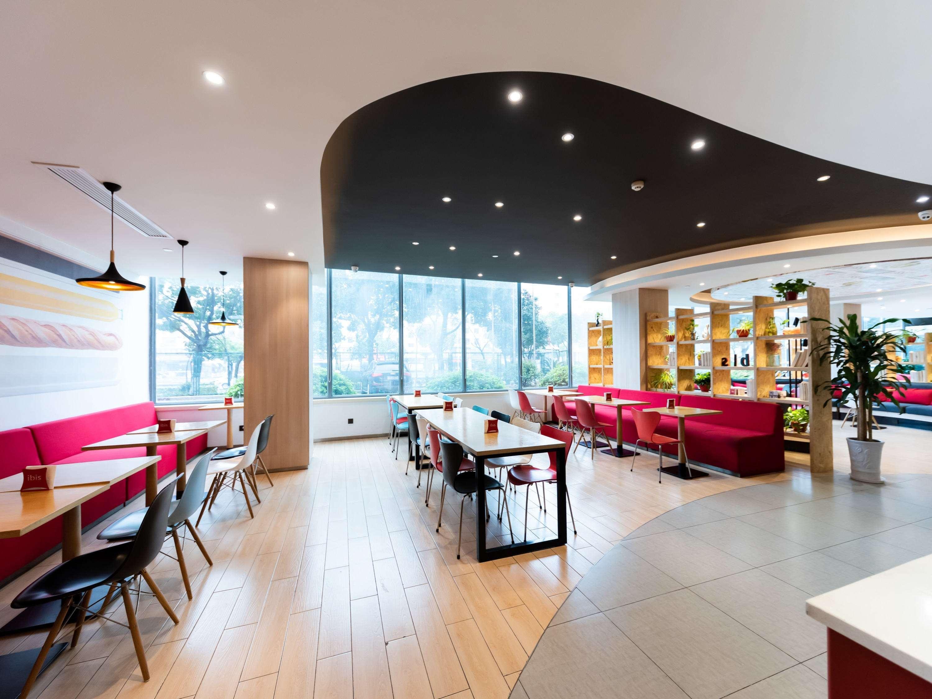 Ibis Wuxi Hi Tech Hotel Bagian luar foto