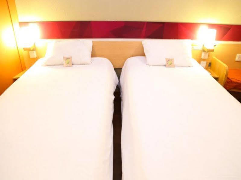 Ibis Wuxi Hi Tech Hotel Bagian luar foto