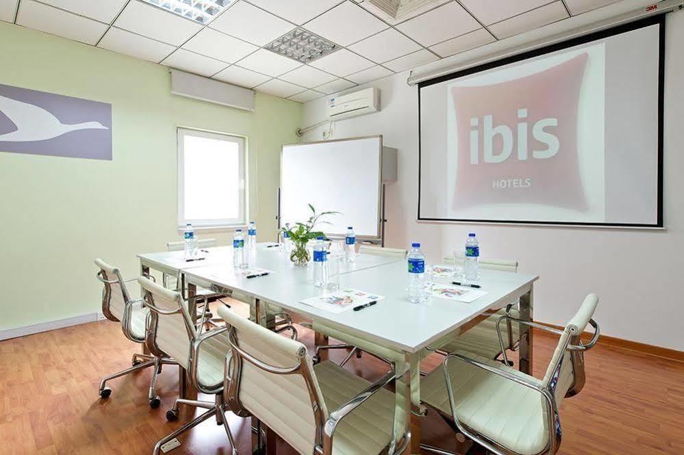 Ibis Wuxi Hi Tech Hotel Bagian luar foto